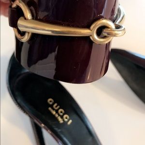 Gucci Red Ursula Vernice Crystal Classic Burgundy
